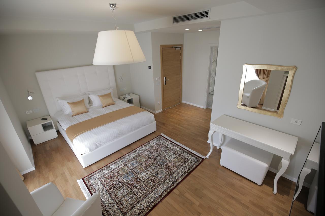 Hotel Bulqiza Bulqize 外观 照片